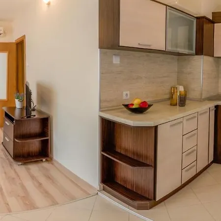 Yanevi Guest house 2*